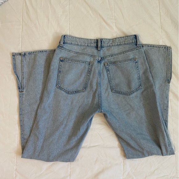 H&M Light Wash Denim Jeans - Picture 9 of 10